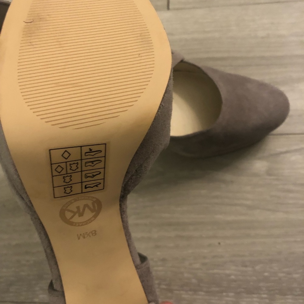Michael Kors heels - Picture 3 of 4